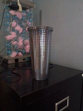 Silver Mosaic Tumbler with Straw - Unbranded